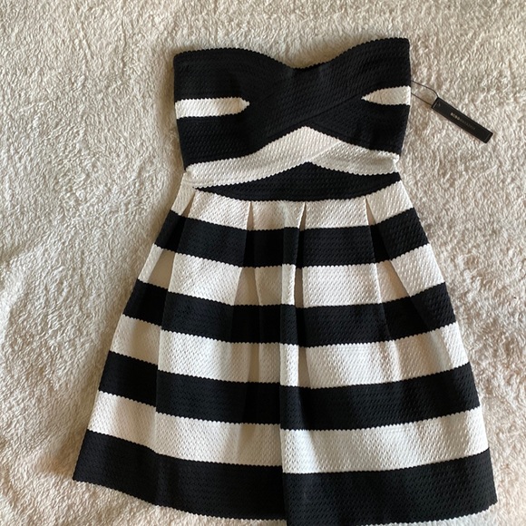 BCBG Maxazria black white striped S evening dress - Picture 7 of 12